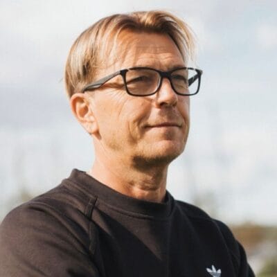 Tony Gustavsson kontakt boka föreläsning 15502